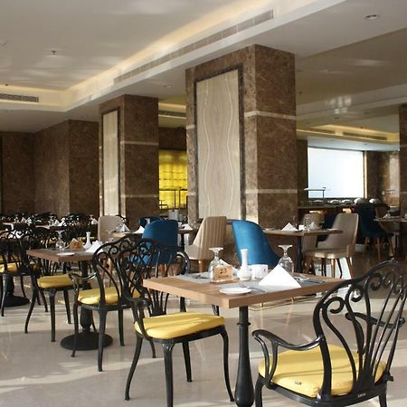 Salsabil Hotel By Warwick Al Corniche Jeddah Exterior photo